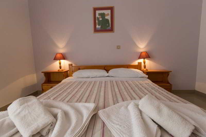 Filoxenia Apartments 2 Paleochora Buitenkant foto