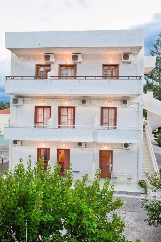 Filoxenia Apartments 2 Paleochora Buitenkant foto