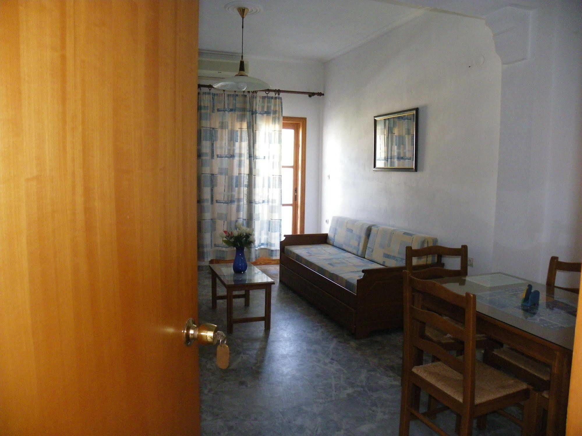 Filoxenia Apartments 2 Paleochora Buitenkant foto