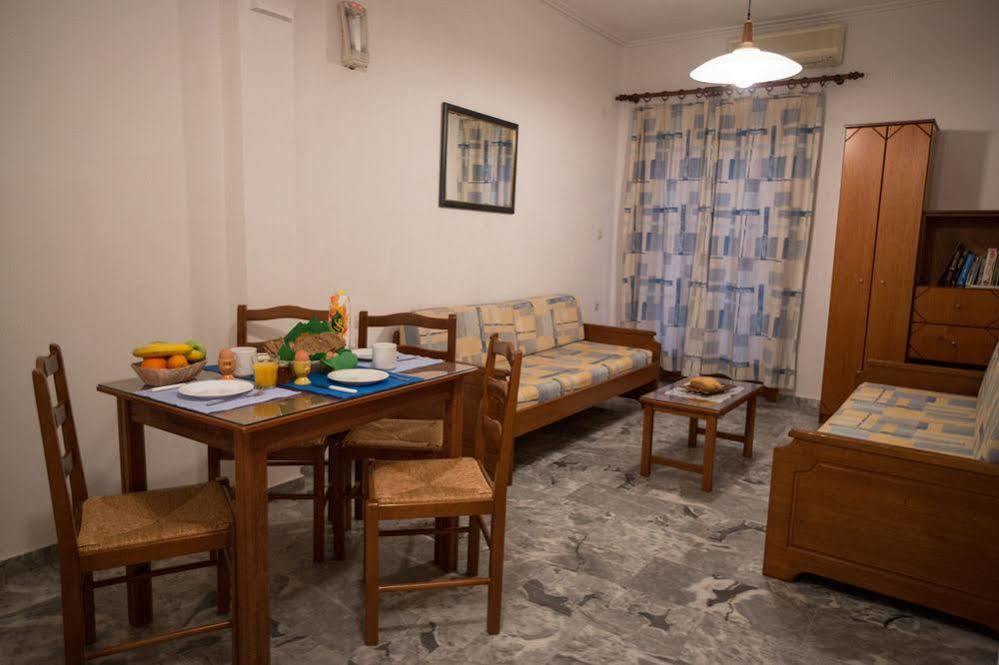 Filoxenia Apartments 2 Paleochora Buitenkant foto